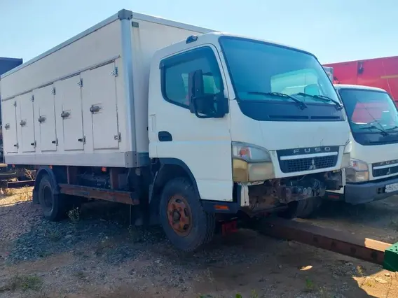 Рефрижератор FUSO 5792-0000010-13 2013 года б/у фото 5