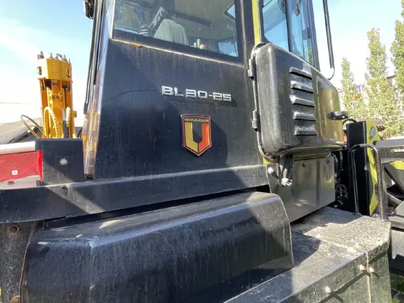 Погрузчик с навесной экскаваторной установкой Boulder BL30-25 2021 года б/у фото 5