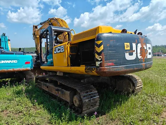 Гусеничный экскаватор JCB JS305LC 2020 года б/у фото 12