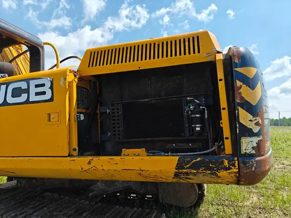 Гусеничный экскаватор JCB JS305LC 2020 года б/у фото 13
