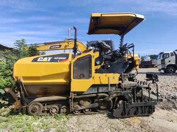 Асфальтоукладчик Caterpillar AP355F 2019 года б/у