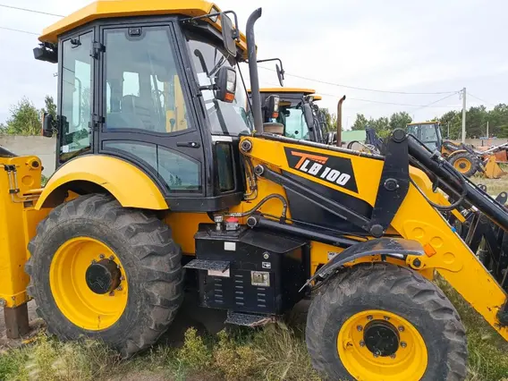 Экскаватор-погрузчик ACE TLB100 ACE 2022 года б/у фото 4