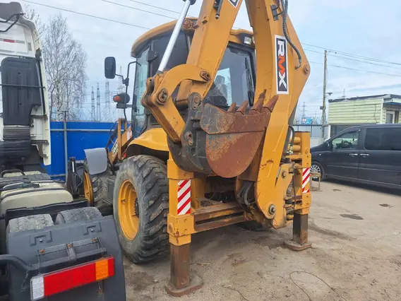 Экскаватор-погрузчик Runmax SE460 2022 года б/у фото 2