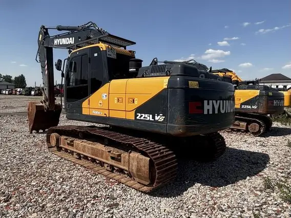 Экскаватор на гусеничном ходу HYUNDAI R225LVS 2023 года б/у фото 6