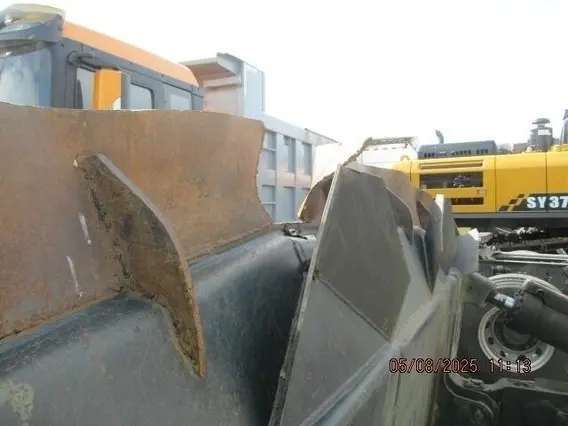 LiuGong CLGB 320 2022 года б/у фото 5
