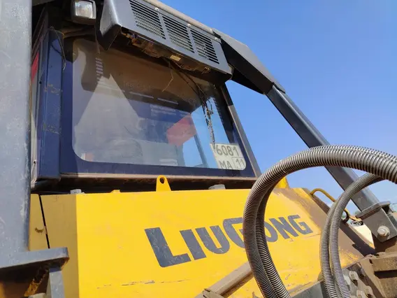 LiuGong CLG B260 2023 года б/у фото 4