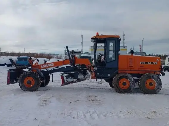 Грейдер Брянский арсенал ГС-14.02 2022 года б/у фото 11