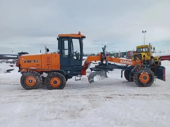 Грейдер Брянский арсенал ГС-14.02 2022 года б/у фото 3