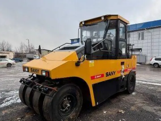 Пневмоколесный каток SANY SPR 2022 года б/у