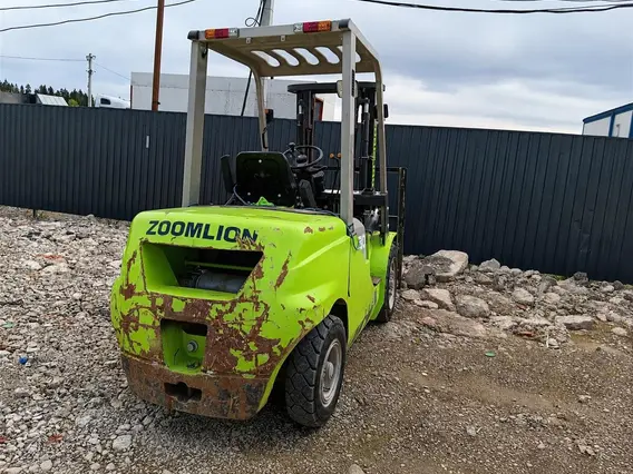 Погрузчик вилочный ZOOMLION FD30 2024 года б/у фото 5