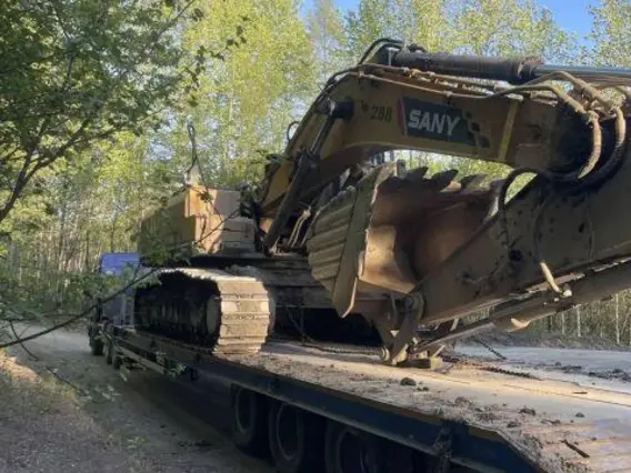 Гусеничный экскаватор SANY SY415Н 2022 года б/у