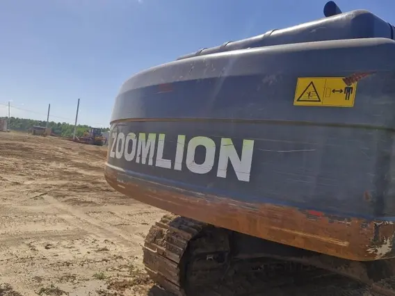 Экскаватор гусеничный ZOOMLION 2023 года б/у фото 8
