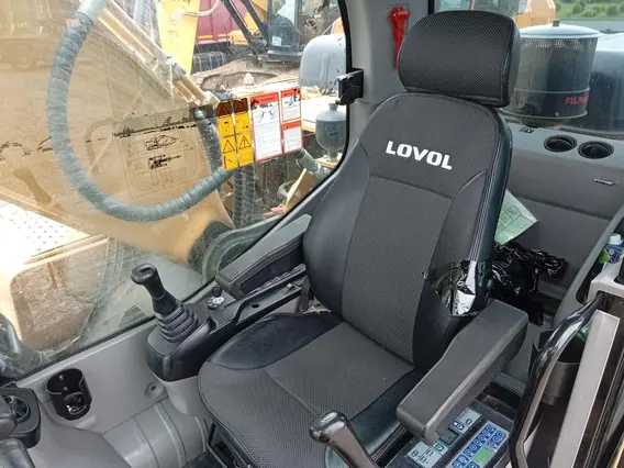 Экскаватор гусеничный LOVOL FR220D 2024 года б/у фото 6