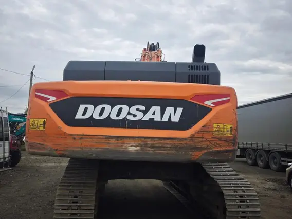 Экскаватор гусеничный одноковшовый полноповоротный DOOSAN DX530LC-7M 2022 года б/у фото 4