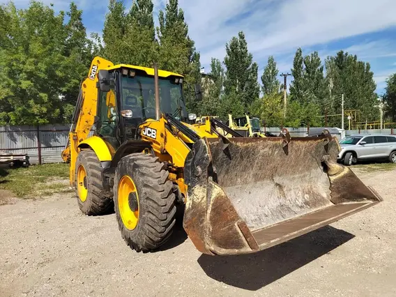 Экскаватор-погрузчик JCB 4CX 14H5WM 2023 года б/у фото 4