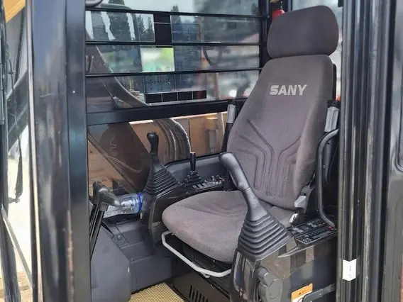 Гусеничный экскаватор SANY SY75C 2022 года б/у фото 4