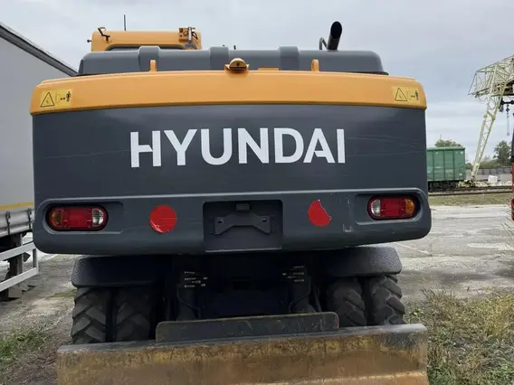 Экскаватор на колесном ходу HYUNDAI R180W-9S 2025 года б/у фото 4