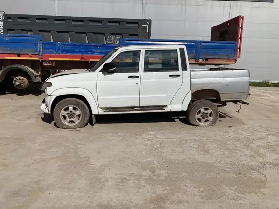 Пикап УАЗ UAZ Pickup 2022 года б/у фото 6