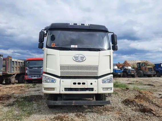 Самосвал FAW J6 CA3250P66K24T1E5 2020 года б/у фото 3