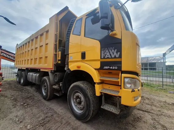 Специализированный, автомобиль - самосвал FAW J6 2021 года б/у фото 2