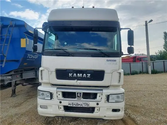 Седельный тягач КАМАЗ М1840 2022 года б/у фото 2