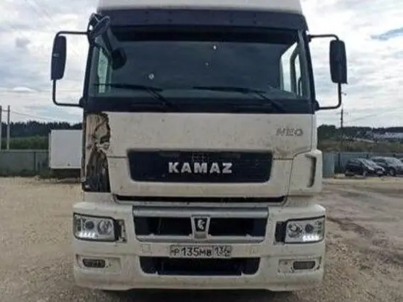 Седельный тягач КАМАЗ М1840 2022 года б/у