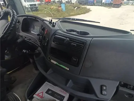 Седельный тягач КАМАЗ М1840 2022 года б/у фото 8