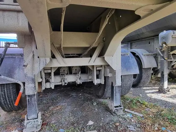 Специализированный, полуприцеп - самосвал GRUNWALD 9453-0000012-60 2022 года б/у фото 5