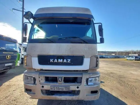 Седельный тягач КАМАЗ M1840 2022 года б/у