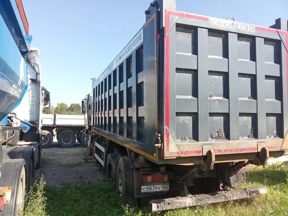 Самосвал FAW J6 CA3310P66K24T4E5 2022 года б/у фото 4