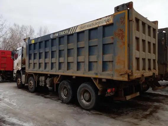 Самосвал FAW J6 2022 года б/у фото 4