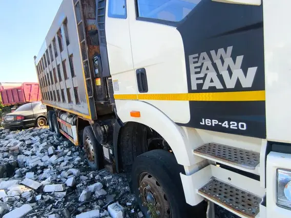 Самосвал FAW J6 2022 года б/у фото 4