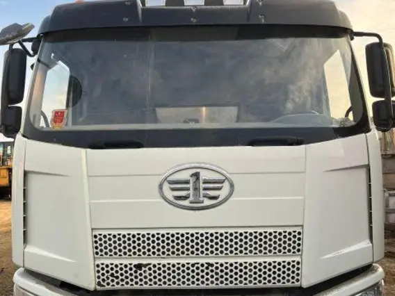 Самосвал FAW J6 2021 года б/у