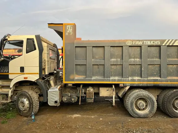 Самосвал FAW J6 2021 года б/у фото 5