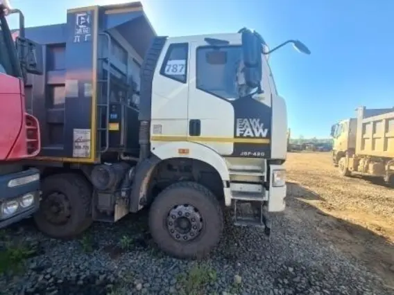 Самосвал FAW J6 2023 года б/у фото 2
