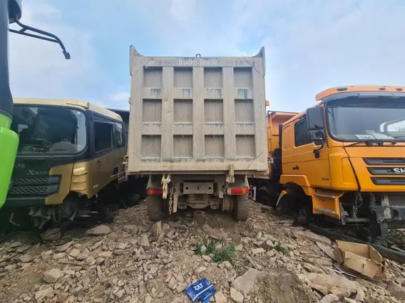 Специализированный, автомобиль - самосвал FAW J6 2022 года б/у фото 2