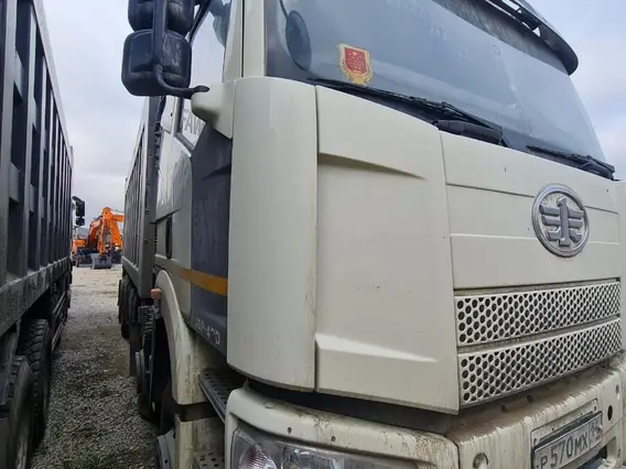 Специализированный, автомобиль - самосвал FAW J6 2022 года б/у фото 2