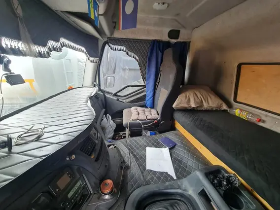 Специализированный, автомобиль - самосвал FAW J6 2022 года б/у фото 5