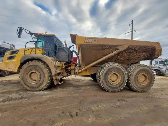 Шарнирно-сочлененный самосвал BELL B40E 2021 года б/у фото 5