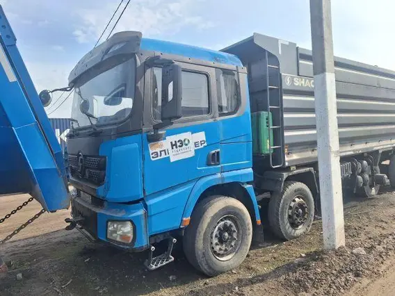 Самосвал SHACMAN SX33186T366C 2021 года б/у