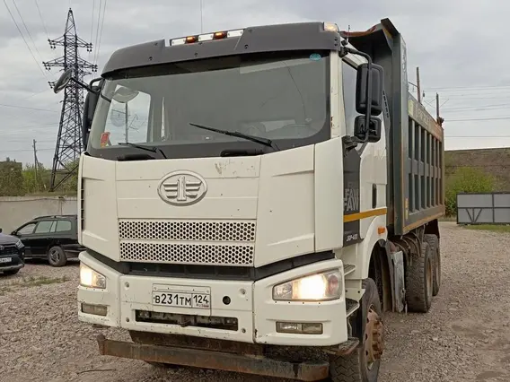 Самосвал FAW J6 2022 года б/у