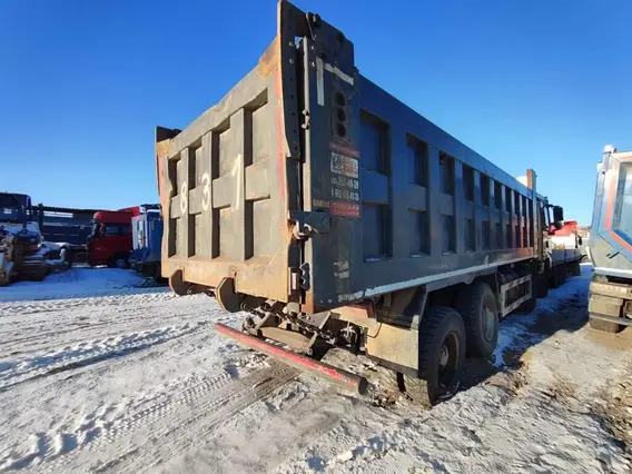Специализированный, автомобиль - самосвал SHACMAN SX33186V366 2022 года б/у фото 3