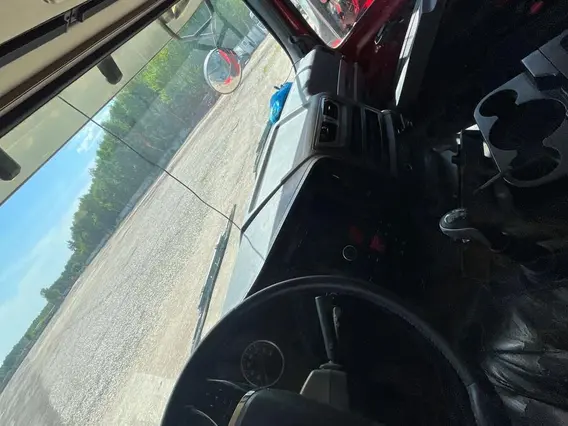 Специализированный, автомобиль - самосвал SHACMAN SX33186T366 2022 года б/у фото 8