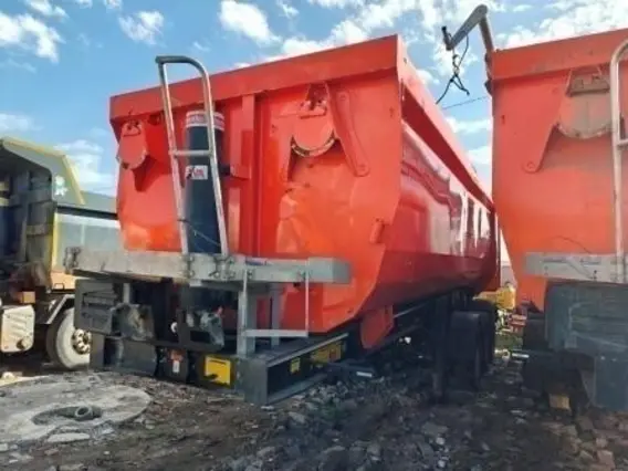Самосвальный полуприцеп Grunwald 9453-0000010-50 2022 года б/у фото 11