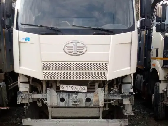 Специализированный, автомобиль - самосвал FAW J6 2022 года б/у фото 3