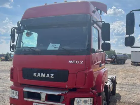 Грузовой тягач седельный КАМАЗ M1840 2022 года б/у