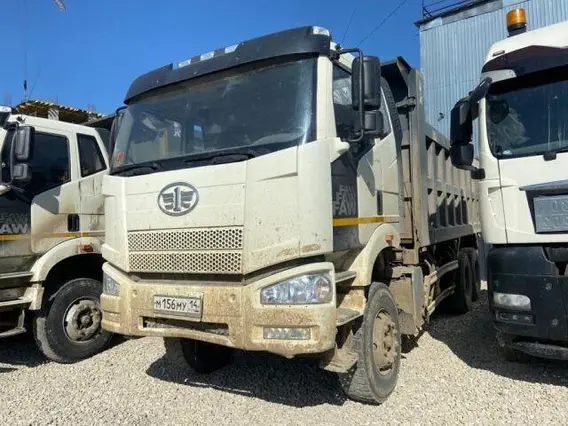 Самосвал FAW J6 2021 года б/у
