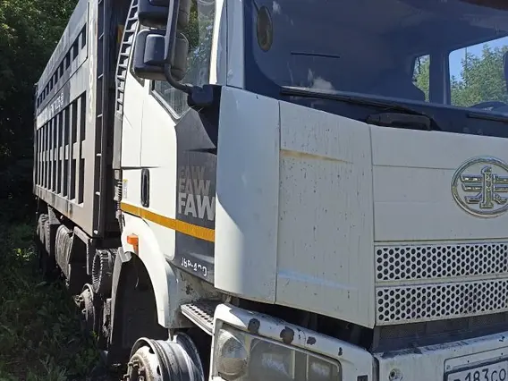 Специализированный, автомобиль - самосвал FAW J6 2023 года б/у фото 3