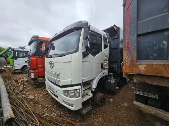 Специализированный, автомобиль - самосвал FAW J6 2022 года б/у фото 19