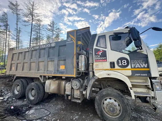 Самосвал FAW J6 2023 года б/у фото 8